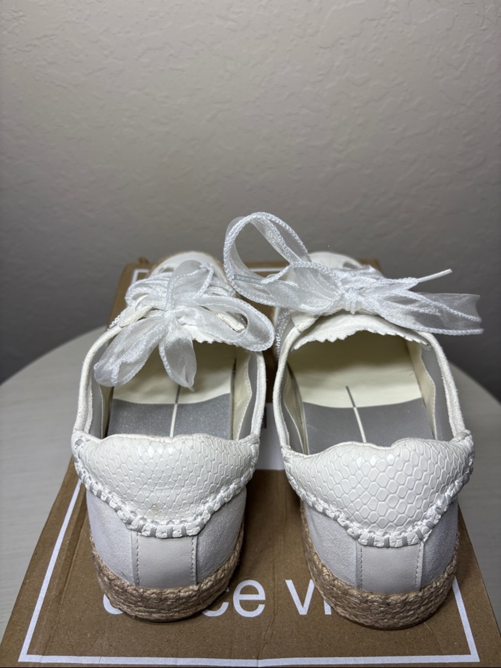 Dolce Vita Notice Espadrille Bead Mesh
Sneakers - White/Ivory - NIB Size 6.5 - Picture 6 of 9